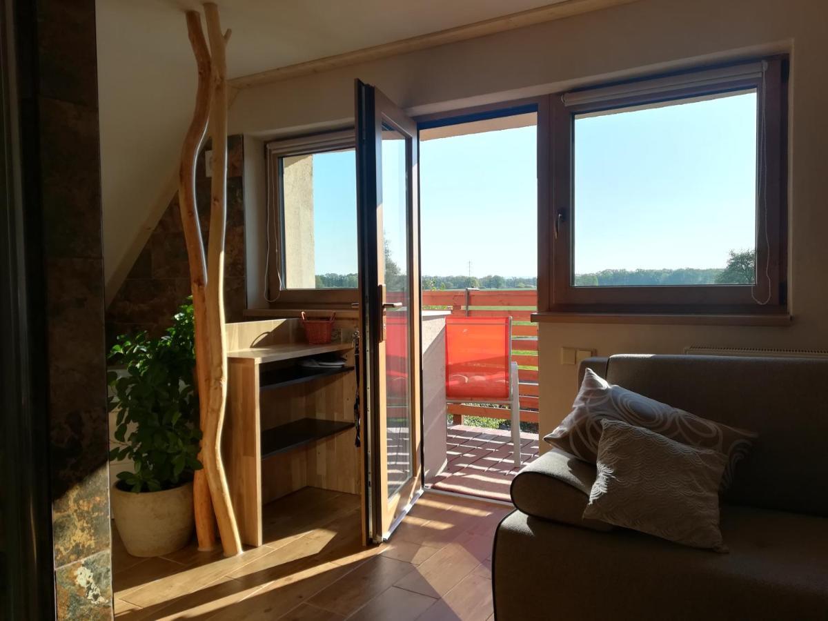 Apartman Life In Nature Jaronice Exterior photo